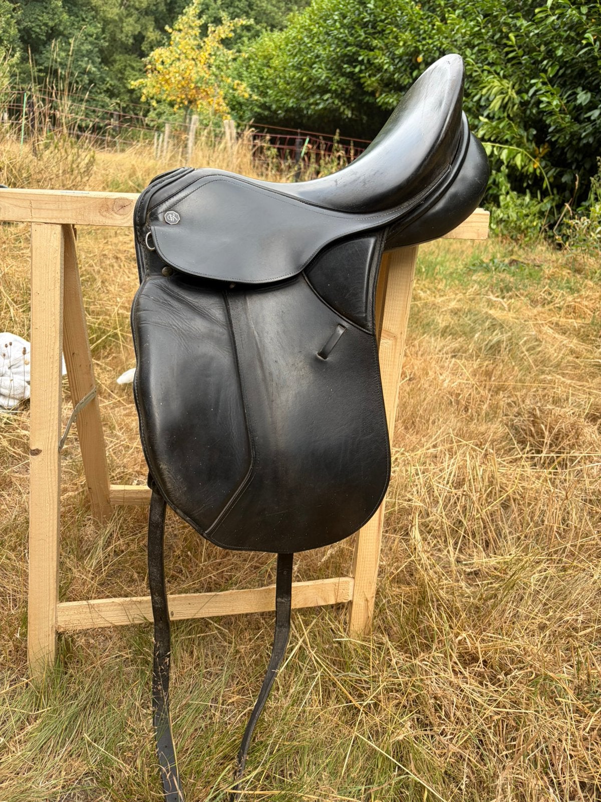 Dressuur en veelzijdigheids zadels te koop, Ophalen, Gebruikt, Dressuur, Middeldiepe zit