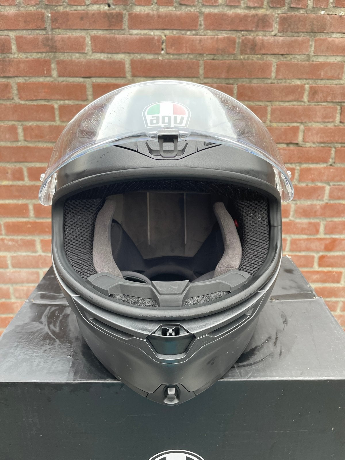 AGV K6 MATT Motorhelm - Zo goed als nieuw - Maat XXL, Motoren, Heren, Ophalen of Verzenden, Tweedehands, XXL