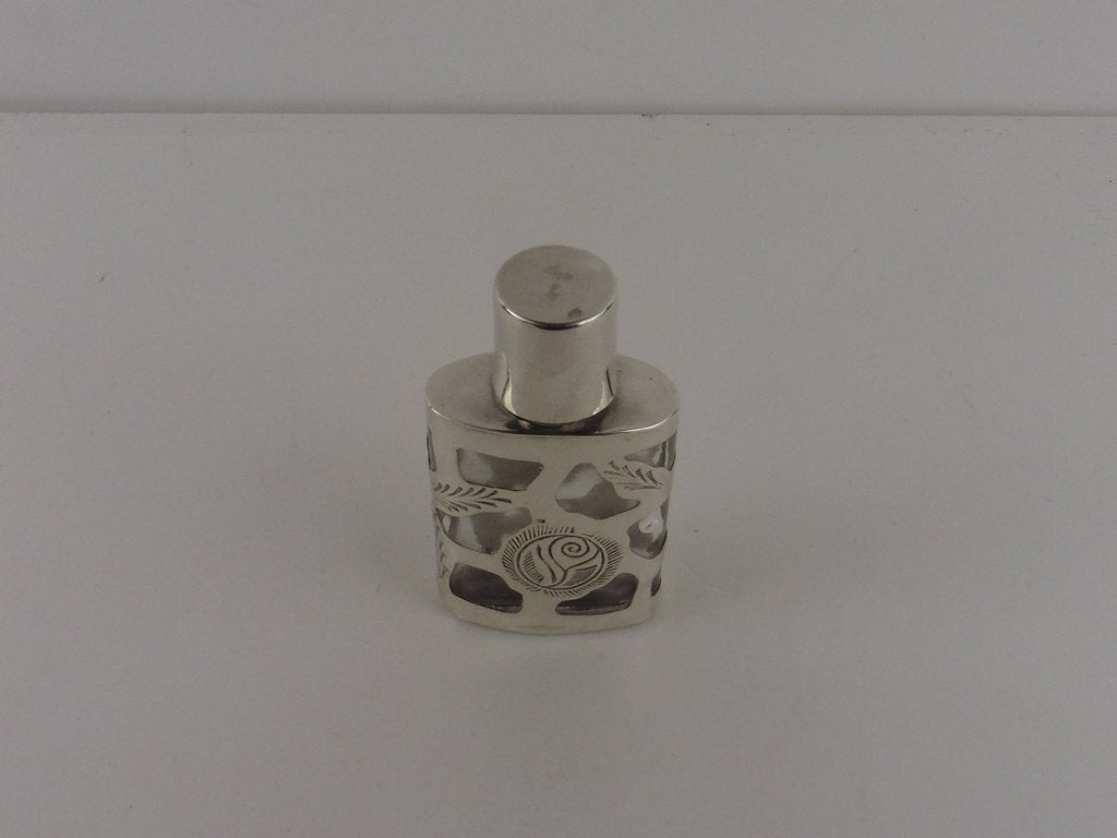 Parfumflesje in zilveren huls                           D122, Verzamelen, Gebruikt, ., Ophalen of Verzenden, .