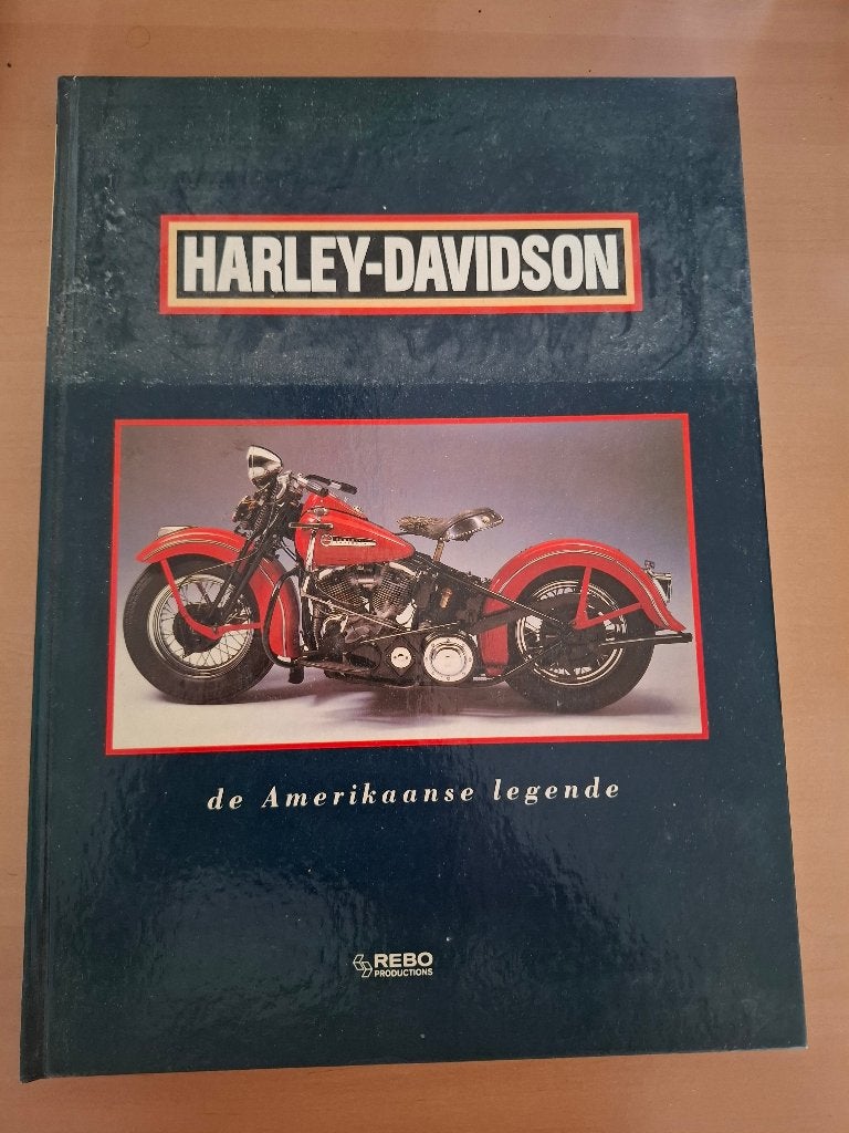 Harley-Davidson – De Amerikaanse legende – 1992, Ophalen of Verzenden, Zo goed als nieuw