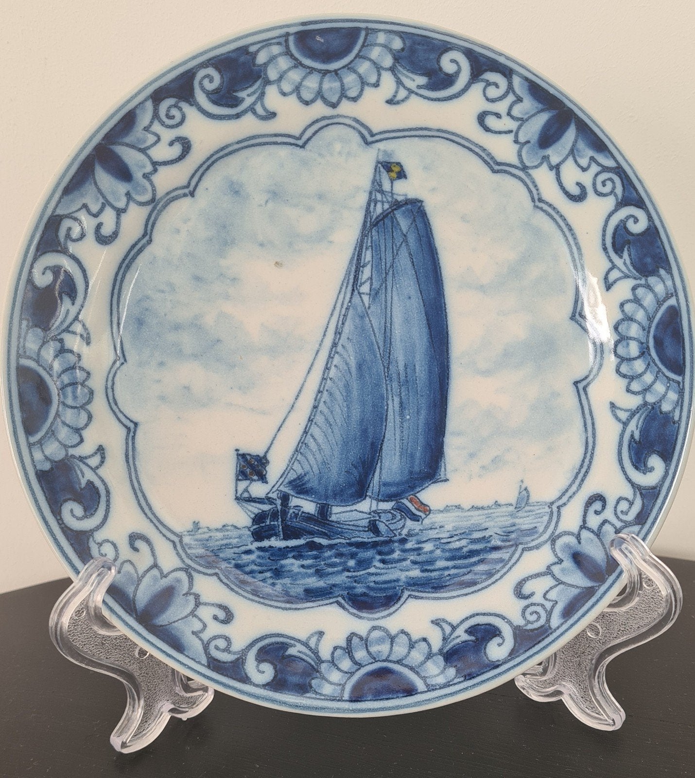 Fries skûtsje ( zeilboot ) Tichelaar Makkum, Antiek en Kunst, Antiek | Wandborden en Tegels, Ophalen of Verzenden