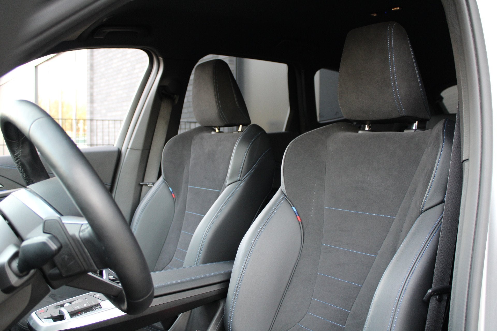 Foto 16 van BMW X1 sDrive20i | BTW | M-SPORT | KEYLESS | HUD | 360 CAM |