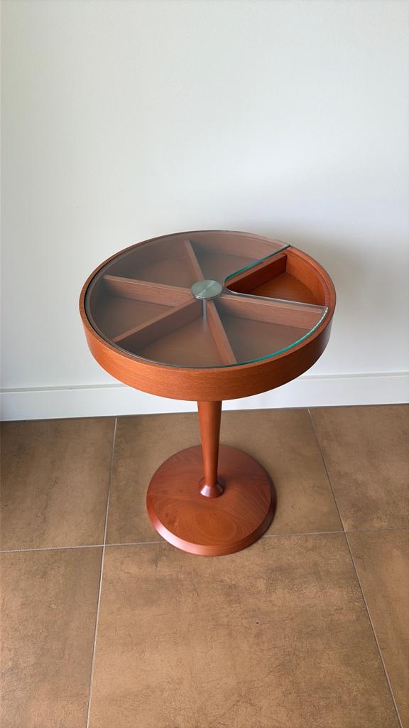 Calligaris Italy rond bijzettafel met vakken, Ophalen, Rond, Minder dan 55 cm, 45 tot 60 cm