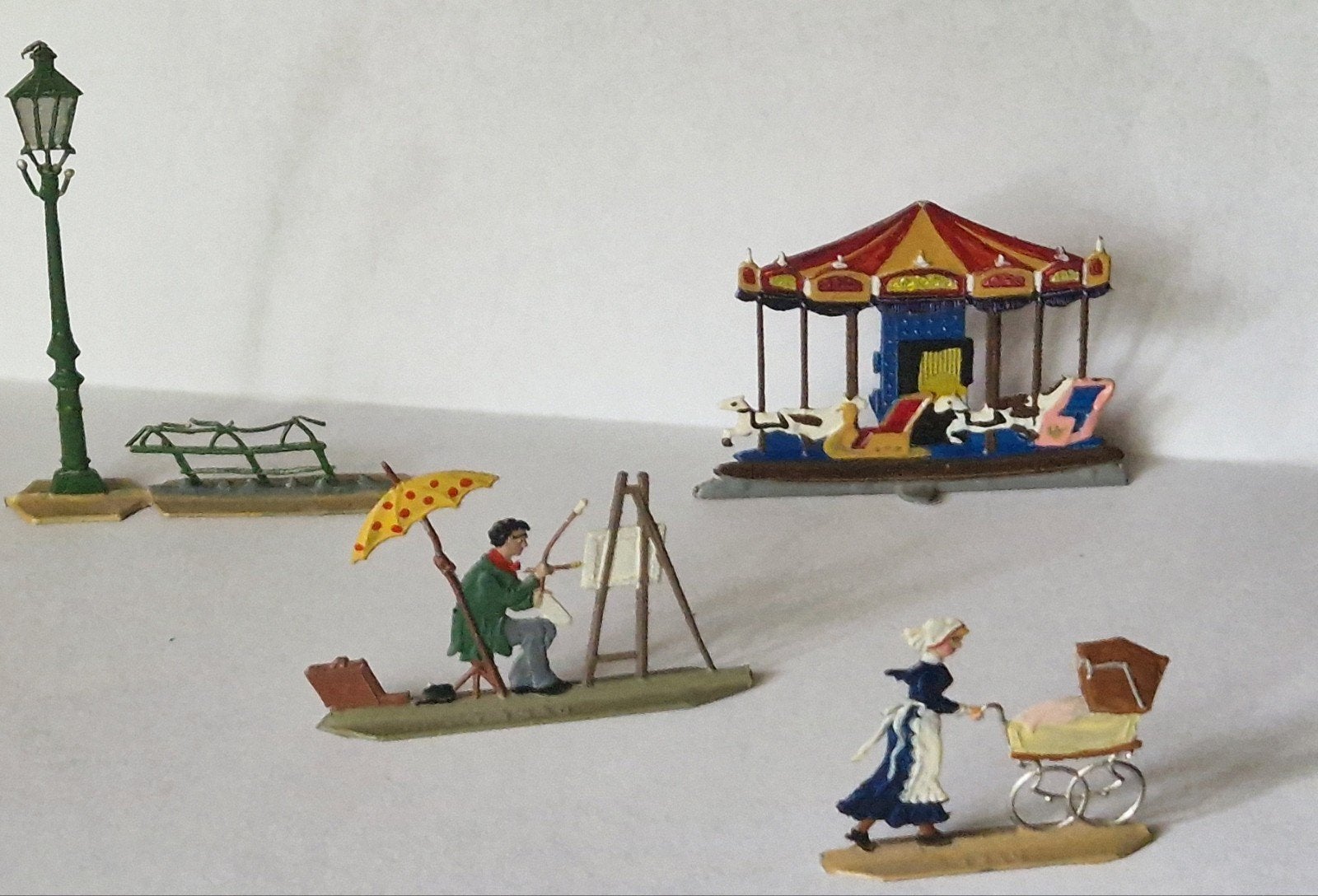 Scholtz Tin figuren set Kinderwagen draaimolen schilder, Antiek en Kunst, Verzenden