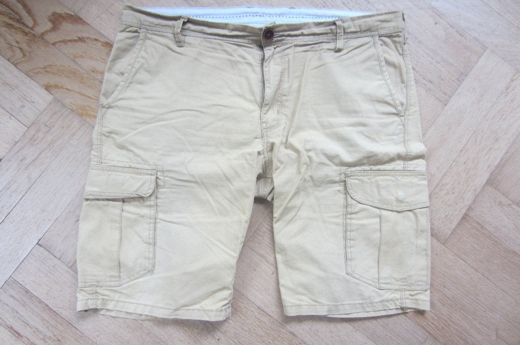 Checker korte broek - XL - XXL, Beige, Overige maten, Ophalen of Verzenden, Zo goed als nieuw