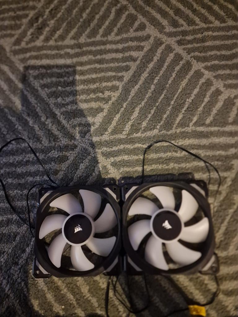 Corsair ML120 PRO (7,50) per stuk, Ophalen of Verzenden, Luchtkoeling