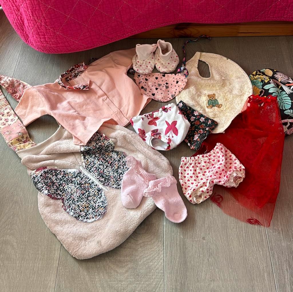 Tasje en poppenkleertjes, Kinderen en Baby's, Speelgoed | Poppen, Ophalen, Zo goed als nieuw, Babypop