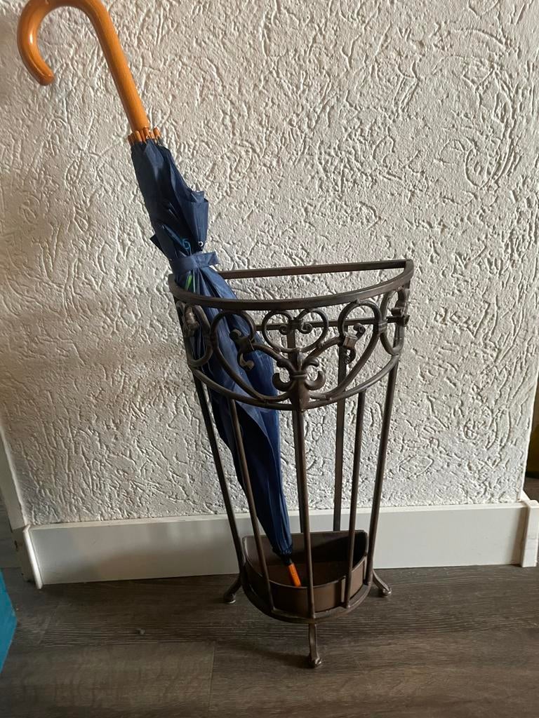 Smeedijzeren paraplubak, half rond, Ophalen of Verzenden, Gebruikt, Metaal