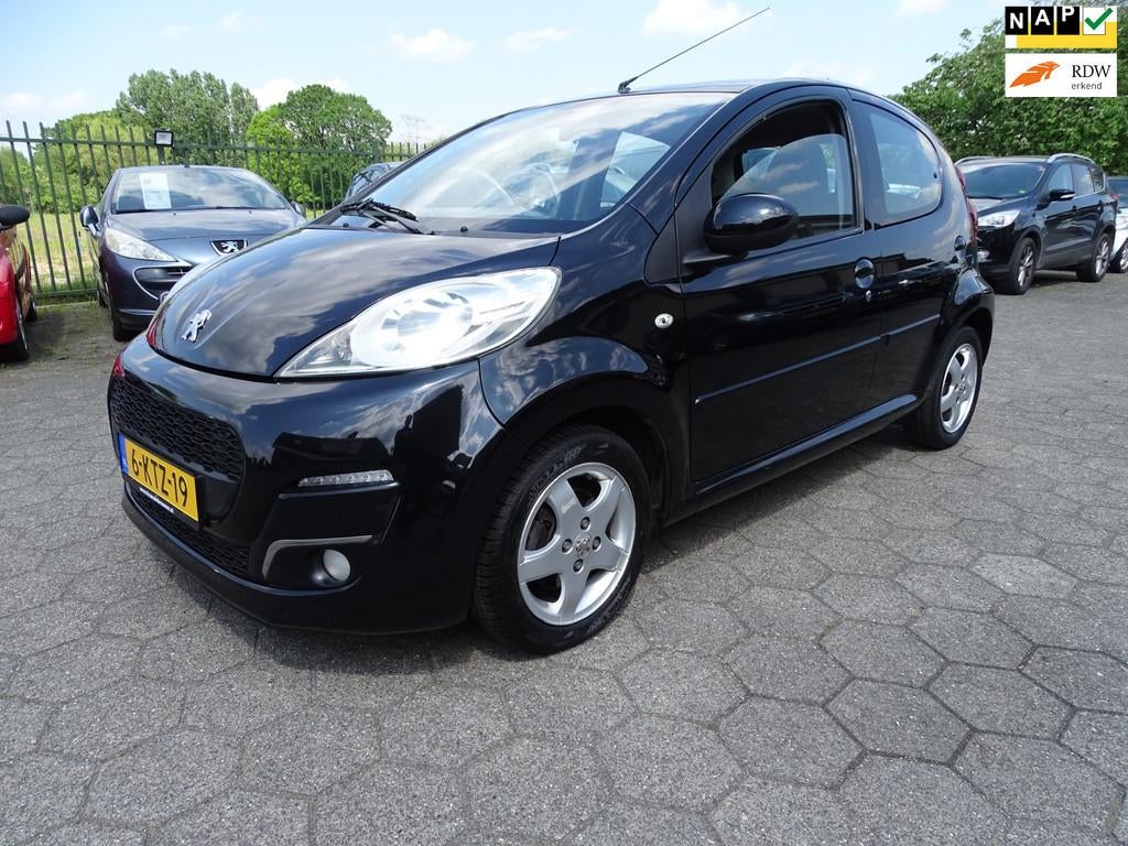 Peugeot 107 1.0 Active AIRCO/LMV/BT/5 DEURS/NAP, Voorwielaandrijving, Euro 5, Stof, Gebruikt