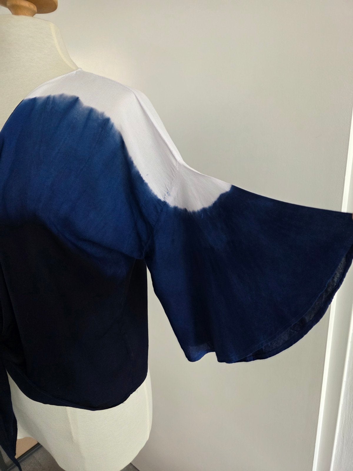 Dun indigo gekleurde tinten wikkelvestje voor over n topje, Kleding | Dames, Ophalen of Verzenden, Nieuw, Maat 38/40 (M), Lange mouw