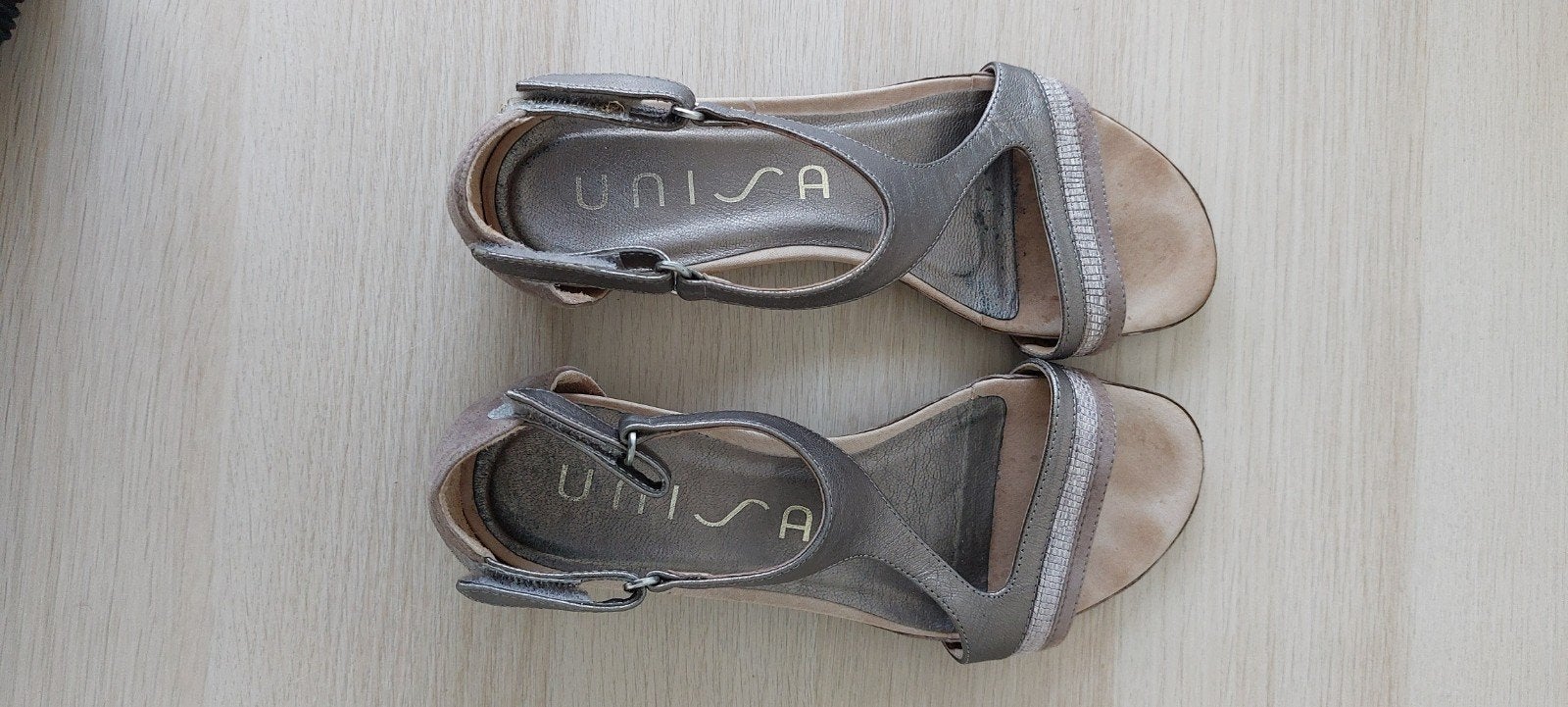Unisa sandalen maat 38 in brons/taupe, Bruin, Unisa, Gedragen, Sandalen of Muiltjes