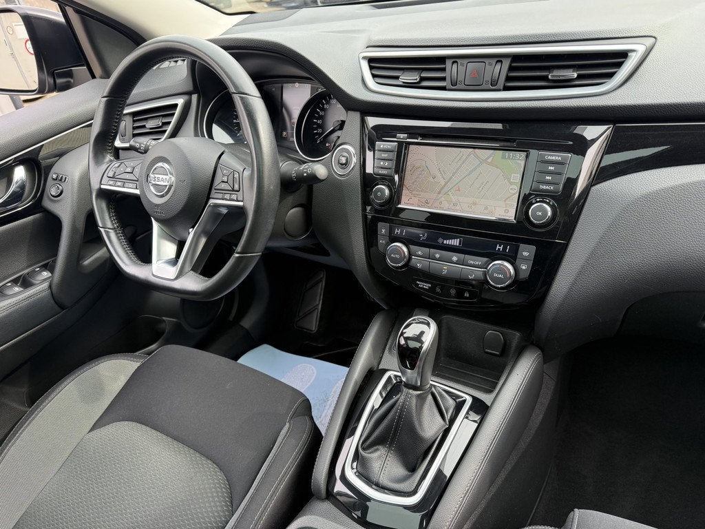 Nissan QASHQAI 1.2 N-Connecta Panodak, 360 Camera, Keyless, Gebruikt, 4 cilinders, 116 pk, Bedrijf
