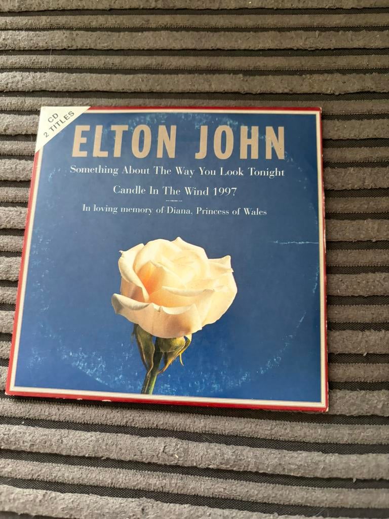 Elton John - Candle in the wind, 1 single, Ophalen of Verzenden, Zo goed als nieuw, Pop