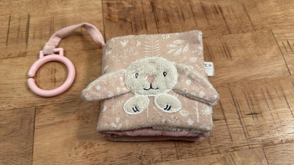 Little Dutch knisperboekje roze baby speelgoed zacht boekje, Ophalen of Verzenden, Gebruikt, Overige typen