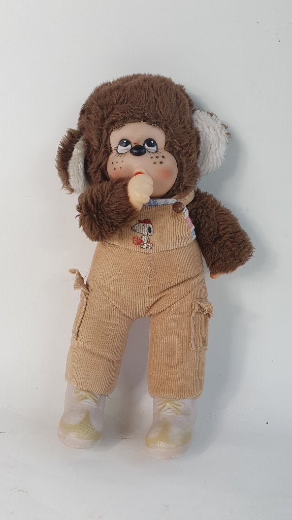 Vintage Monchichi knuffel, Snoopy tuinbroek. 8A11, Tweedehands verkoop, Tweedehands verkoop, Gebruikt, Overige typen