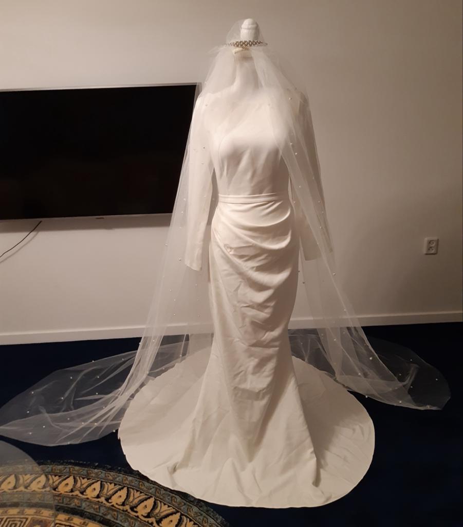 Ivoor Trouwjurk met Lange Mouwen, Sluier en 2 haarbanden, Kleding | Dames, Trouwkleding en Trouwaccessoires, Ophalen, Nieuw, Overige kleuren