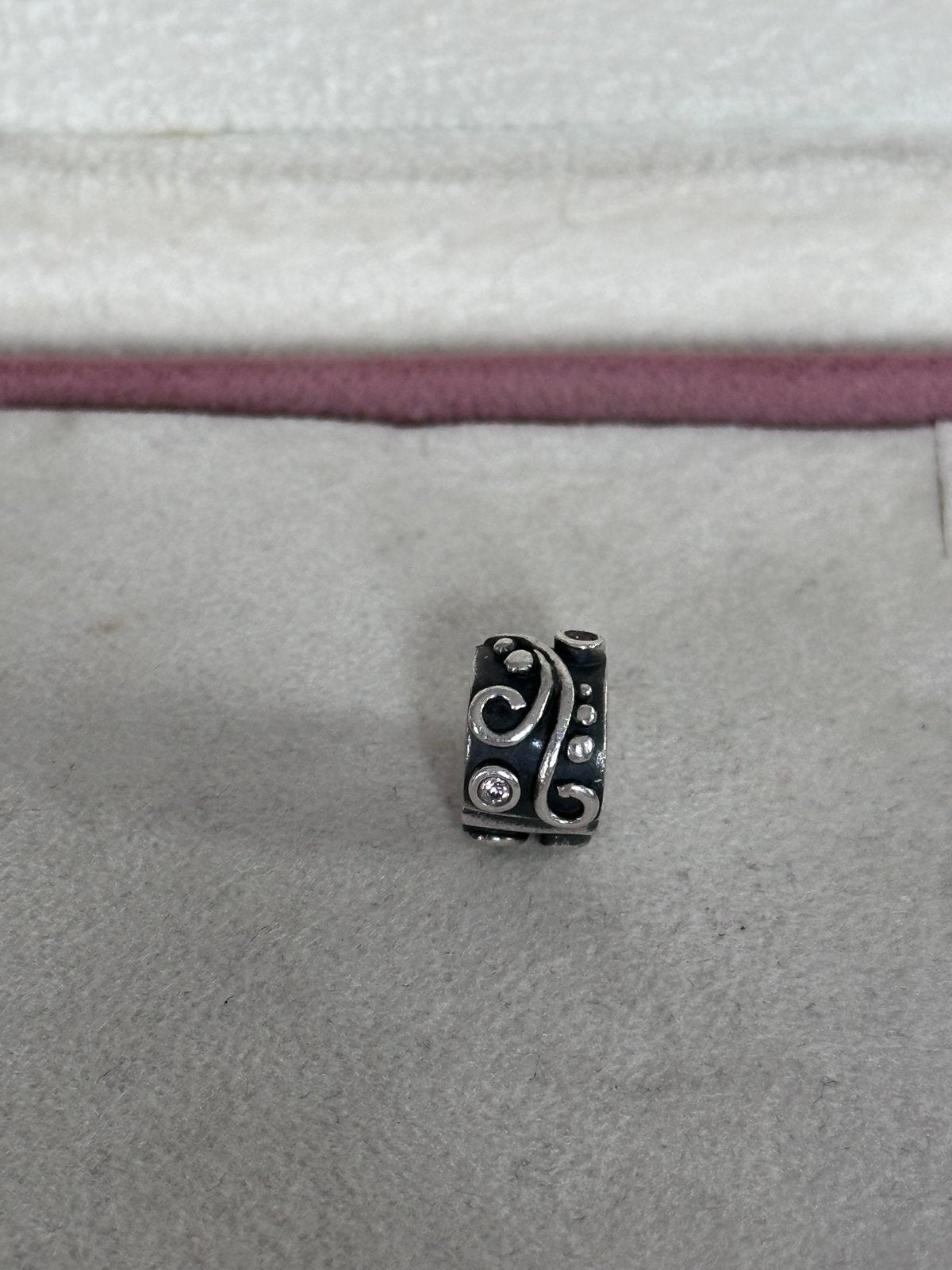 Originele Pandora clip met steentjes, Sieraden, Tassen en Uiterlijk, Bedels, Ophalen of Verzenden, Zo goed als nieuw, Zilver, Pandora