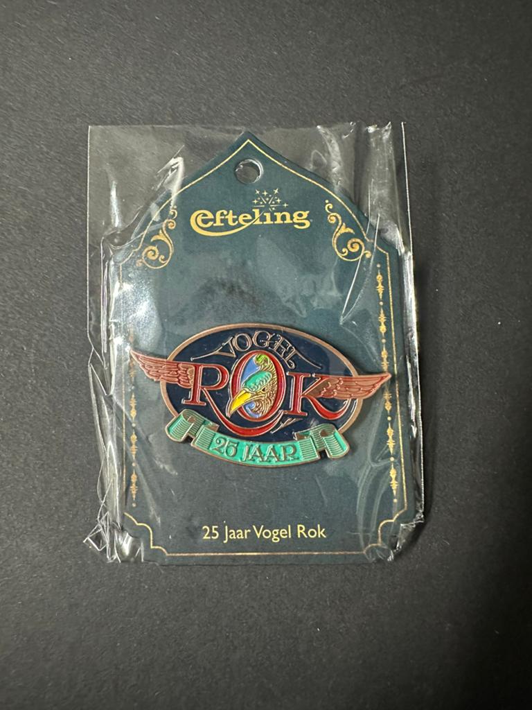 Efteling pin 25 jaar vogelrok, Ophalen of Verzenden, Zo goed als nieuw, Button of Speldje