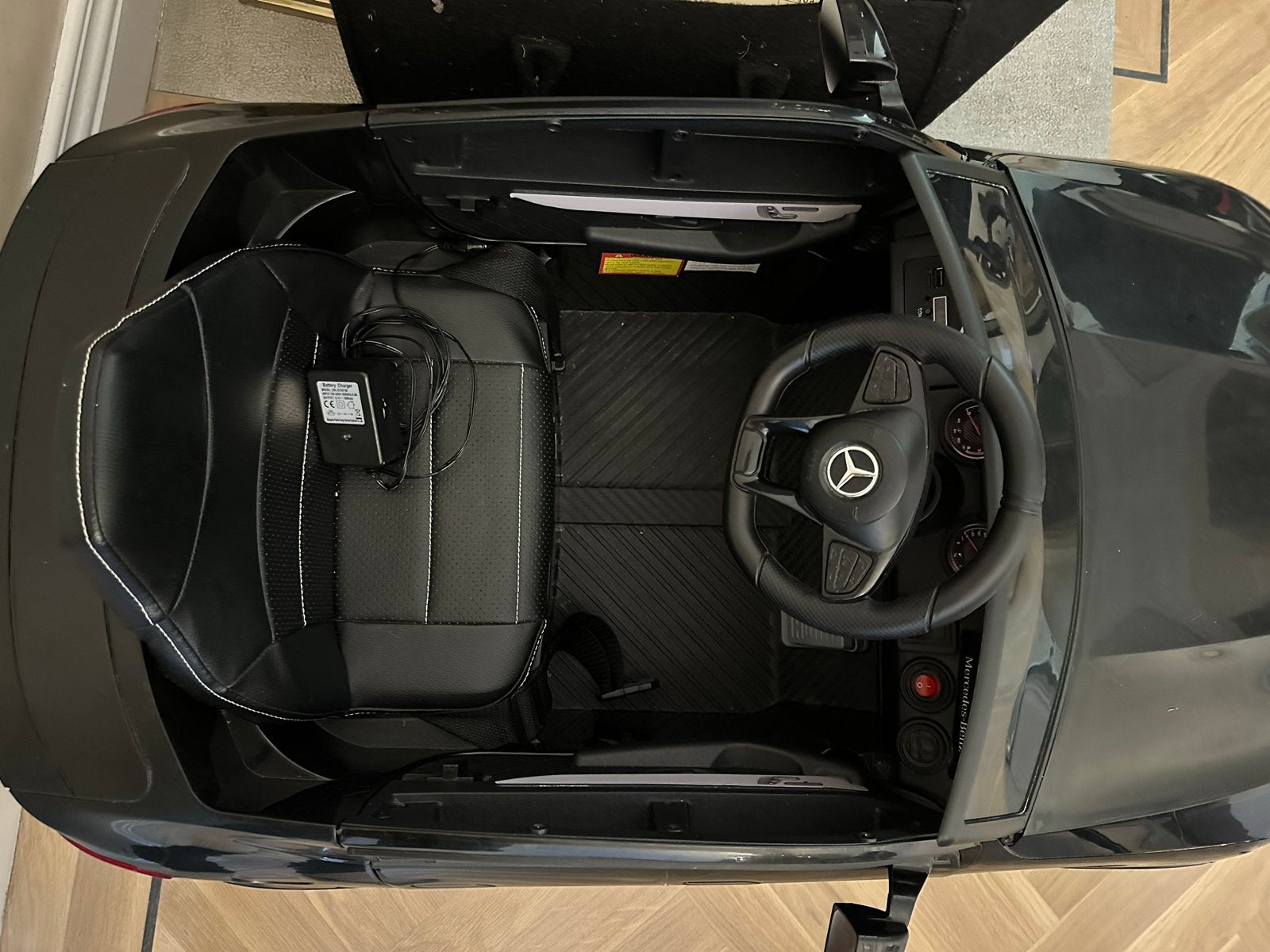 Elektrische kinderauto - Zo goed als nieuw, Ophalen of Verzenden, Zo goed als nieuw