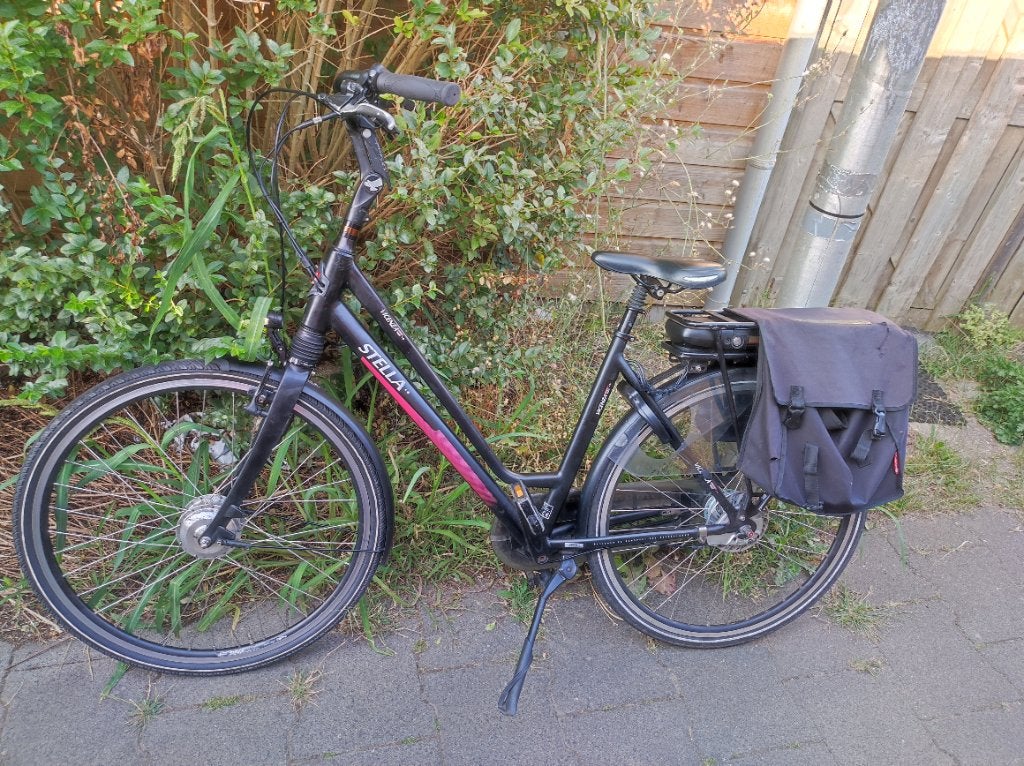 Stella vincenca elektrische fiets, Zo goed als nieuw, 51 tot 55 cm, 50 km per accu of meer, Ophalen