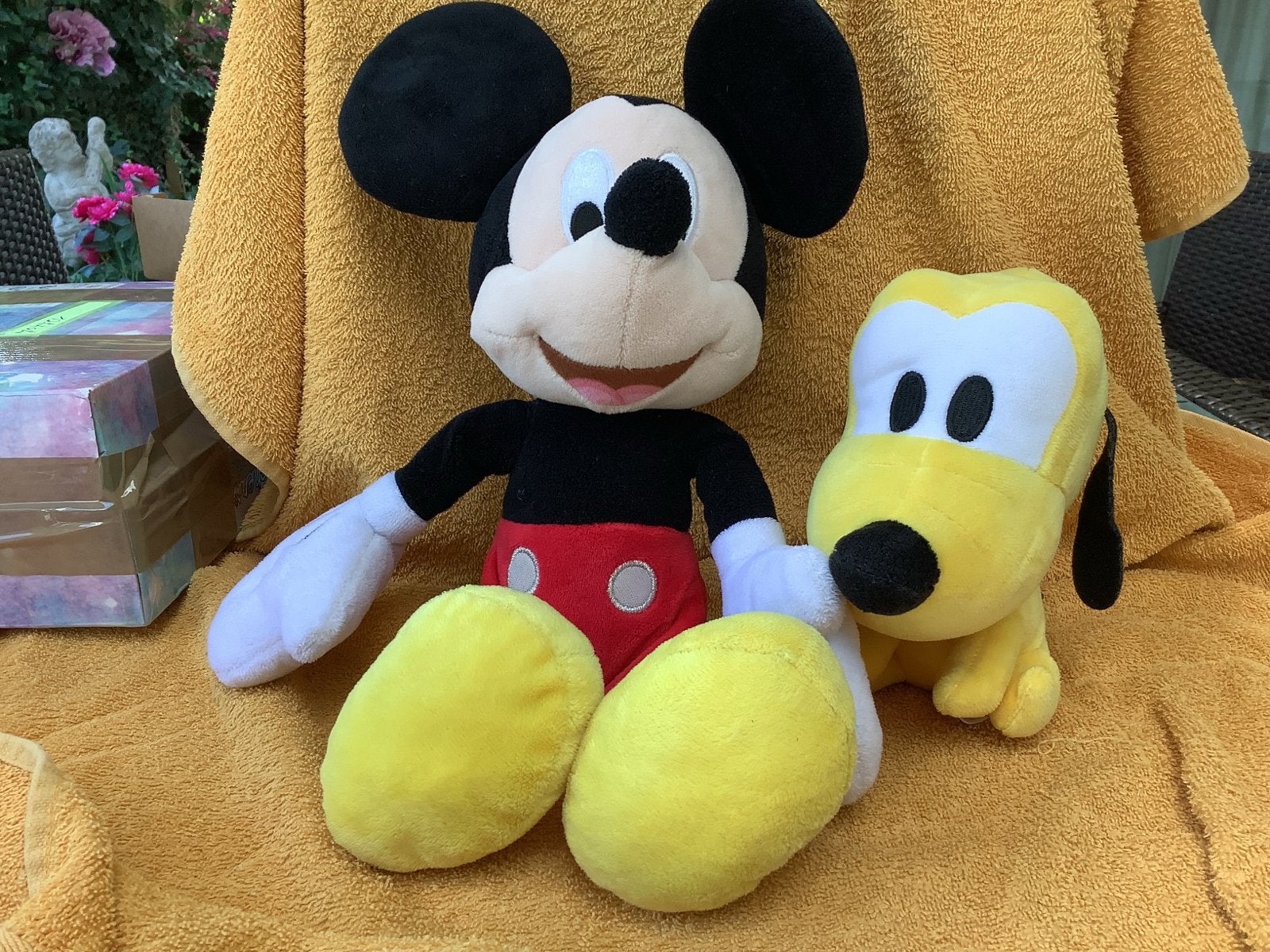 Disney Mickey Mouse en Pluto knuffels - Steun KiKA, Muis, Disney, Zwart, Ophalen of Verzenden