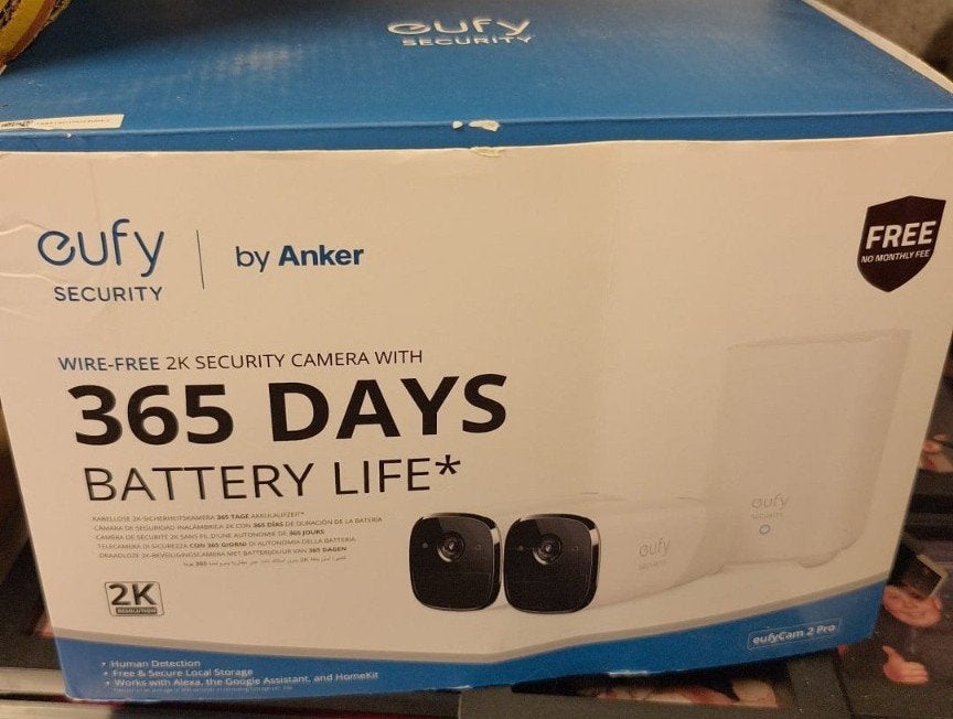 Eufy Cam 2 Pro set met 2 camera's en HomeBase 2, Audio, Tv en Foto, Videobewaking, Ophalen of Verzenden, Zo goed als nieuw, Buitencamera