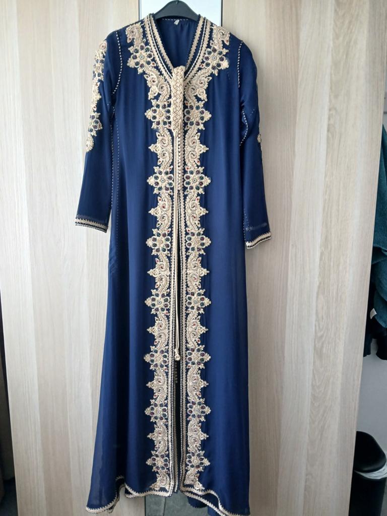 PRACHTIGE TAKSHITA MET MOOI SLEEPJE, Kleding | Dames, Ophalen of Verzenden, Zo goed als nieuw, Maat 38/40 (M), Overige typen