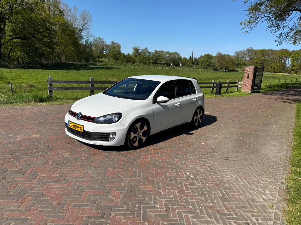 Volkswagen golf gti dsg stage 1, 1984 cc, Wit, Bedrijf, Geïmporteerd
