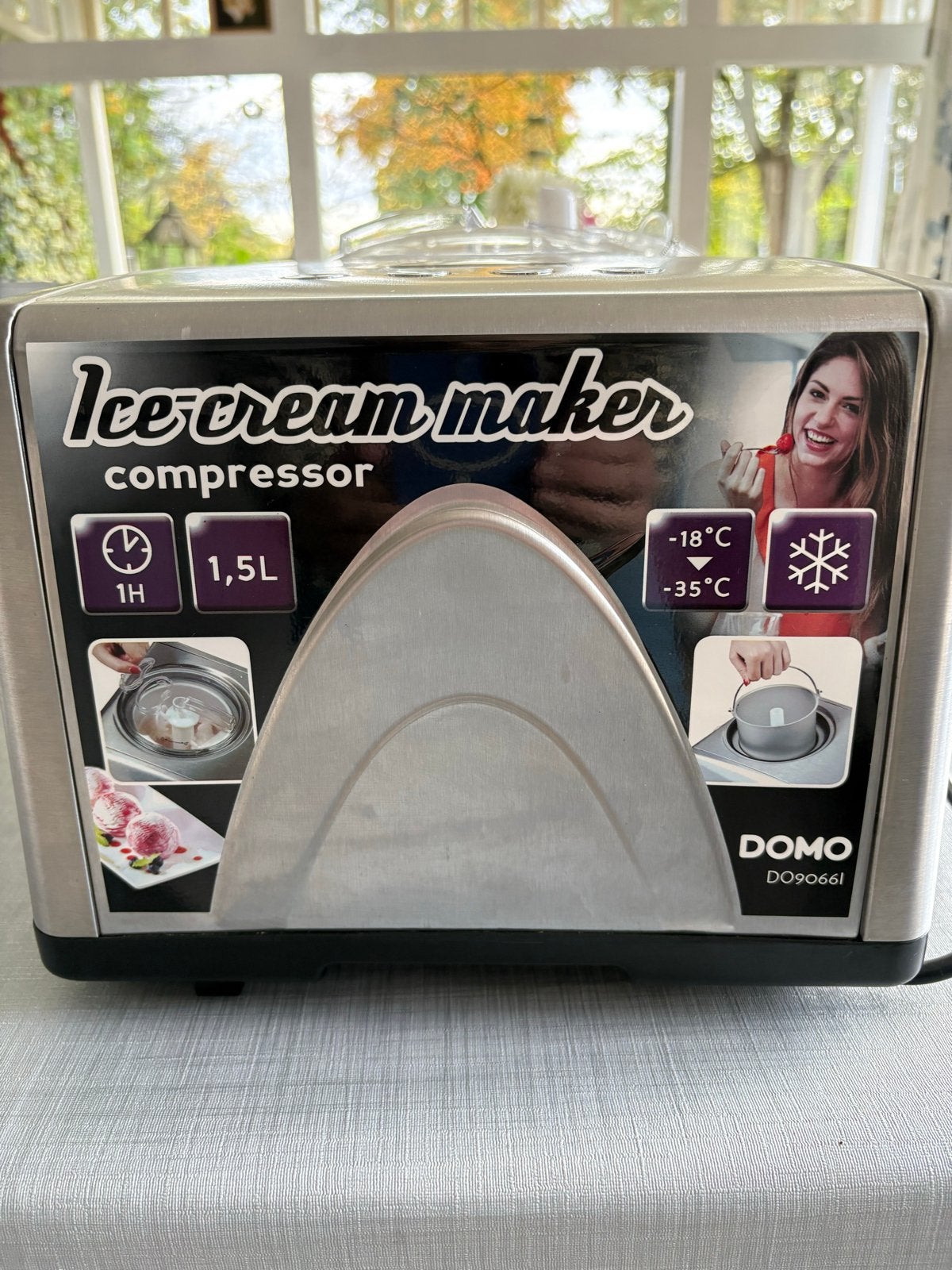 Ijsmachine Domo DO9066I Compressor - 1.5L, RVS, Ophalen, Zo goed als nieuw