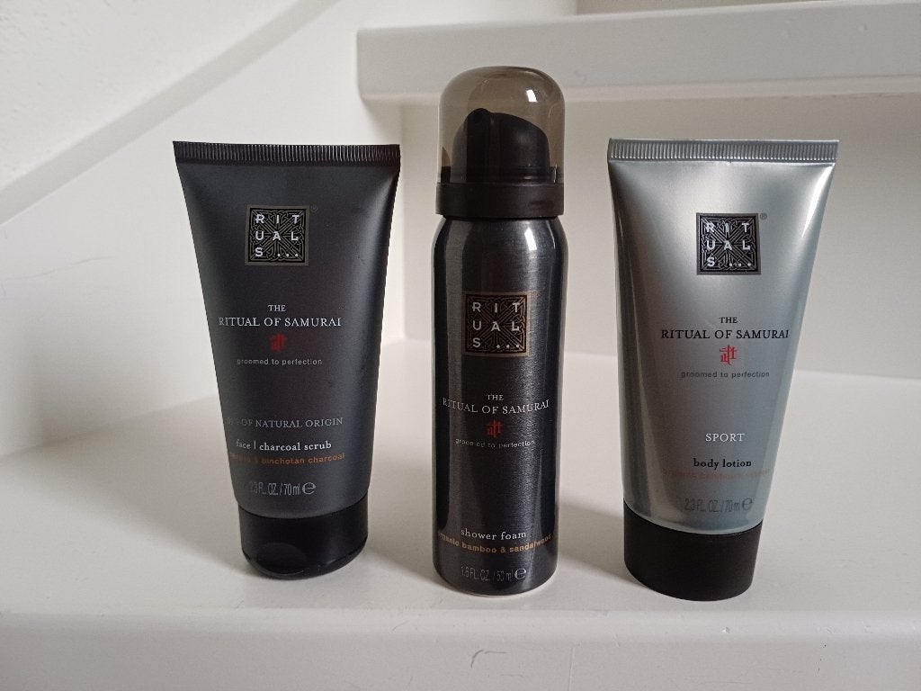 RITUALS SAMURAI SET FACE SCRUB.SHOWER FOAM.BODYLOTION NIEUW, Sieraden, Tassen en Uiterlijk, Uiterlijk | Lichaamsverzorging, Ophalen of Verzenden