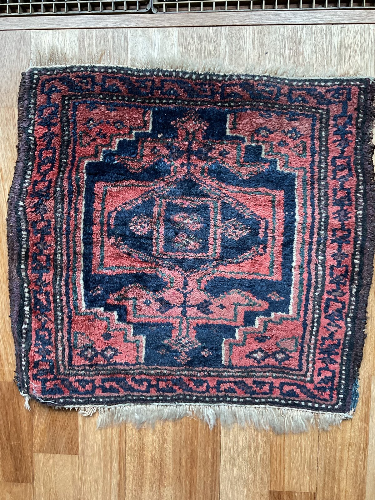 Handgeknoopt Oosters tapijt Kurdistan 50x50 cm, Antiek, Minder dan 50 cm, Gebruikt, Vierkant