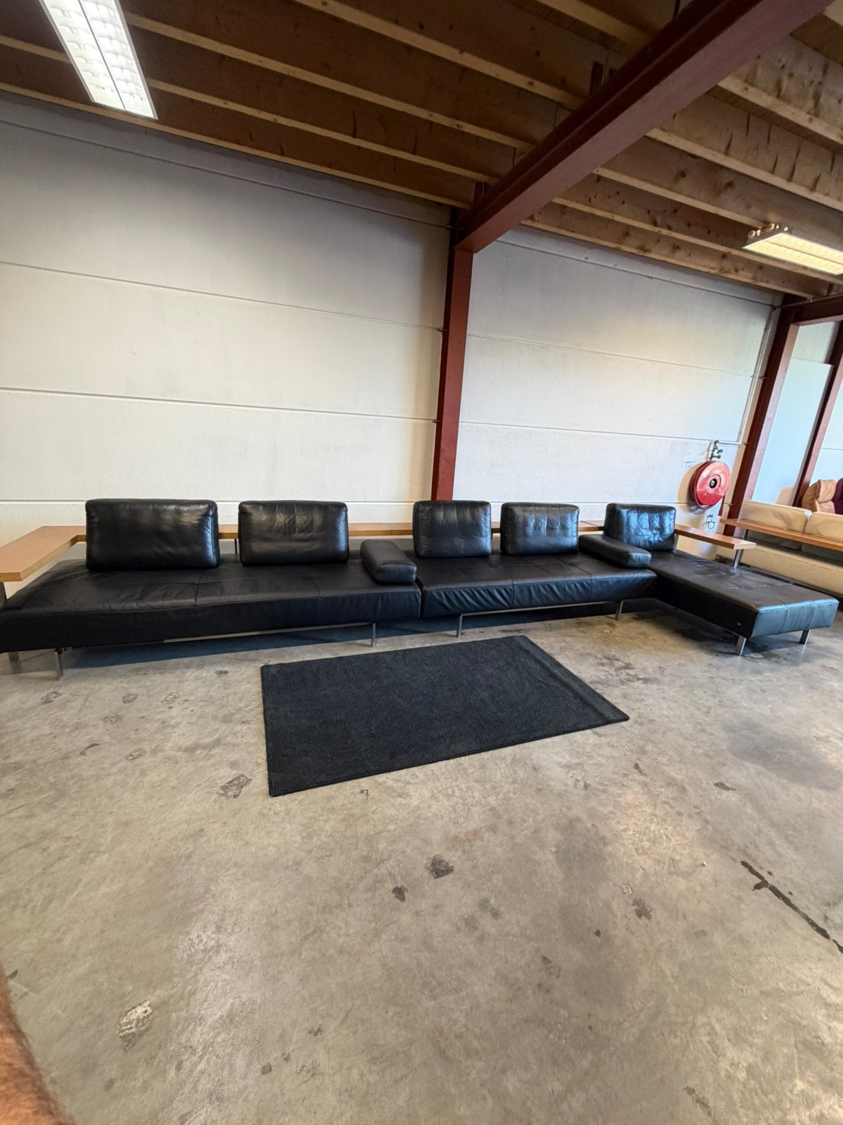 Foto 4 van Design leren hoekbank bankstel zwart leer Rolf Benz Dono