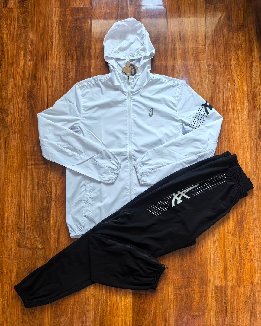 Asics core trainingspak maat S nieuw wit, Ophalen of Verzenden, Zo goed als nieuw, Wit