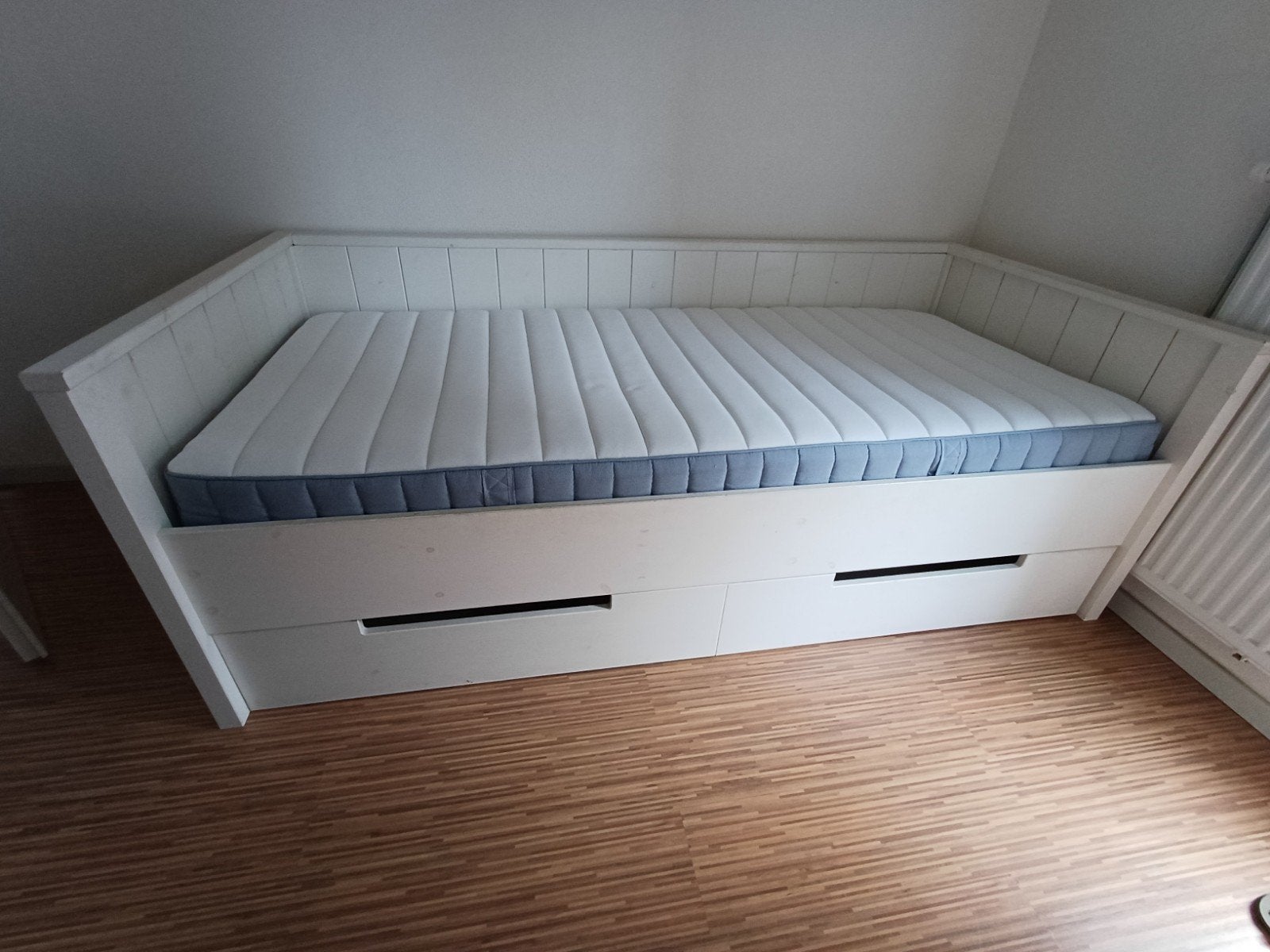 VT Wonen/WOOOD junior kajuitbed met matras, Ophalen, Gebruikt, 90 cm, Eenpersoons