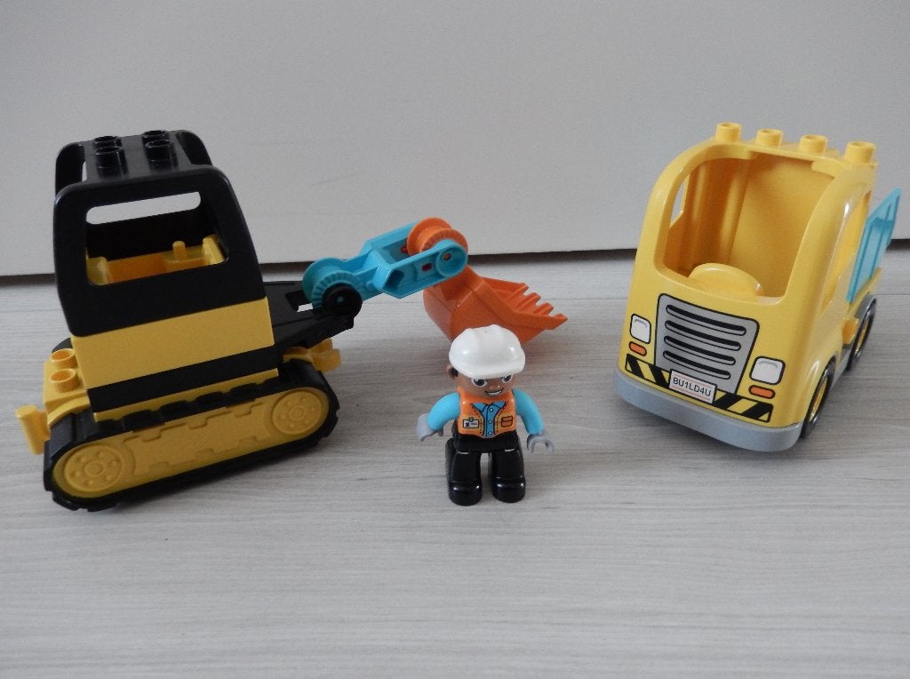 Lego Duplo 10931 Truck & Graafmachine met rupsbanden, Ophalen of Verzenden, Zo goed als nieuw, Duplo, Complete set