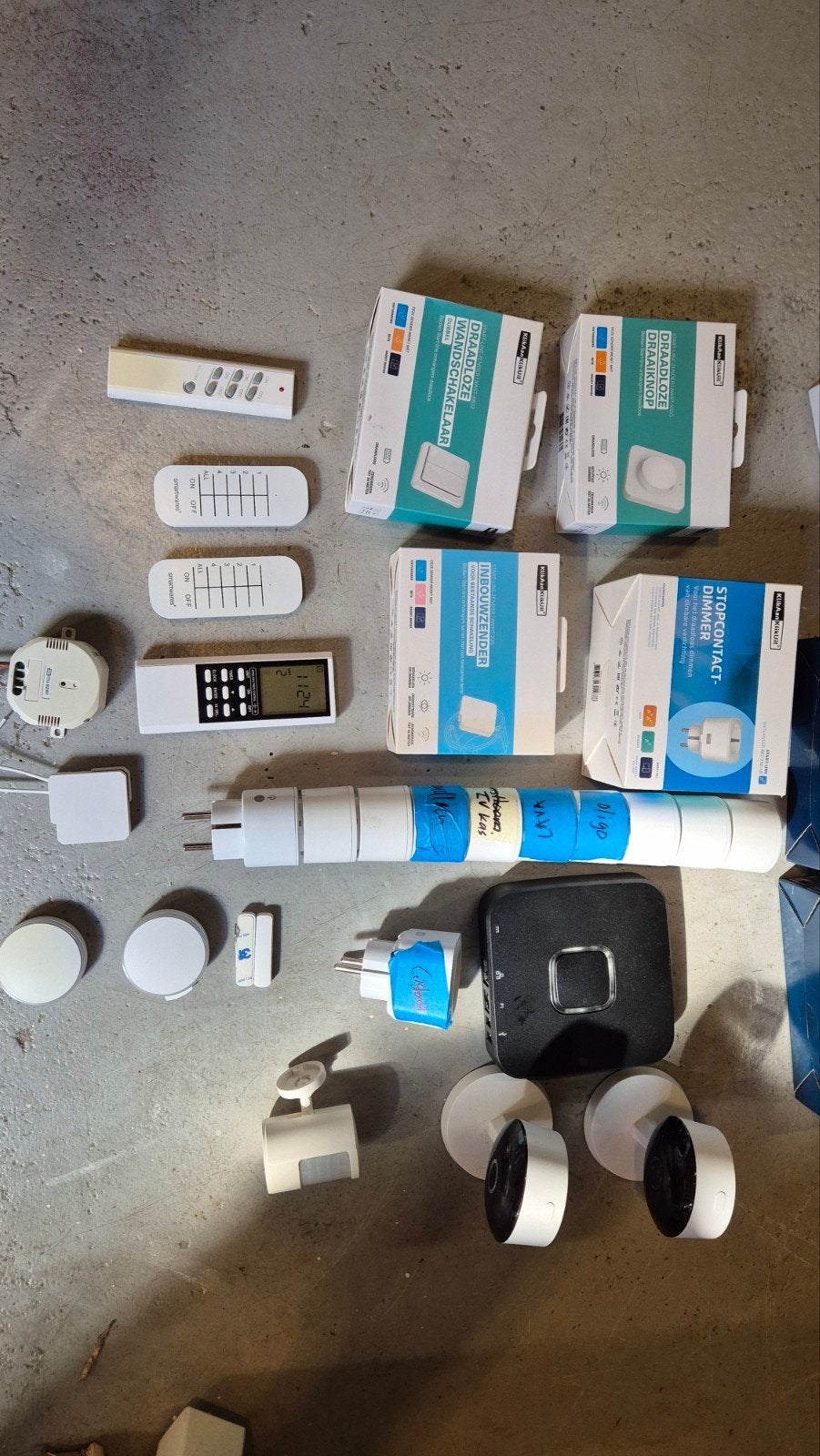 Klik aan klik uit set: Smartbridge, camera's, schakelaars en, Verzenden