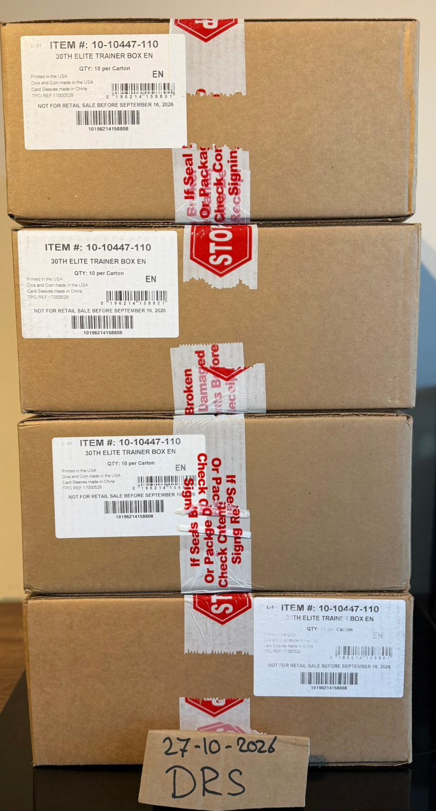 30th Anniversary Elite Trainer Box Case (10) | USA Print🇺🇸, Ophalen of Verzenden, Nieuw, Overige typen, Foil