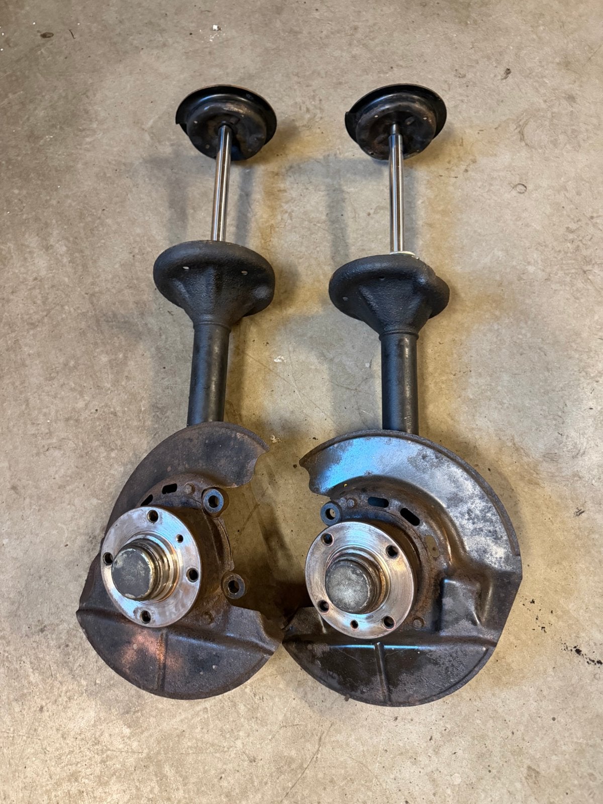Veerpoten 45mm BMW E30 met nieuwe schokbrekers, Ophalen, Nieuw, BMW