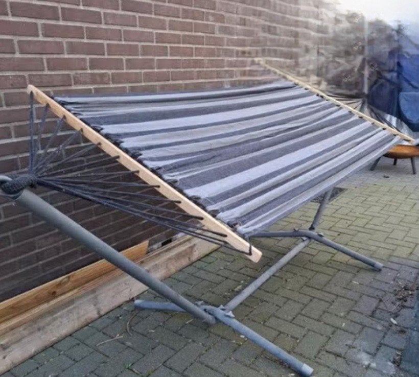 Comfortabele hangmat met stevige standaard, Ophalen, Gebruikt, Met standaard, Eenpersoons