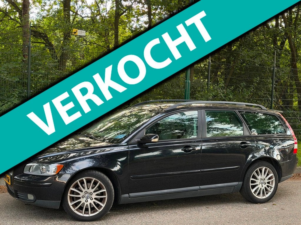 Volvo V50 2.4 Momentum AUTOMAAT/LEER/INRUILER/RIJD/APK, Auto's, Volvo, Gebruikt, Beige, 700 kg, Zwart