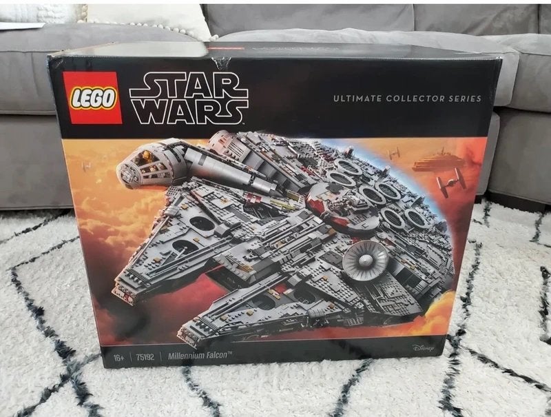 Lego Star Wars Millennium Falcon 75192 Nieuw in doos, Star Wars, Lego, Nieuw, Ophalen of Verzenden