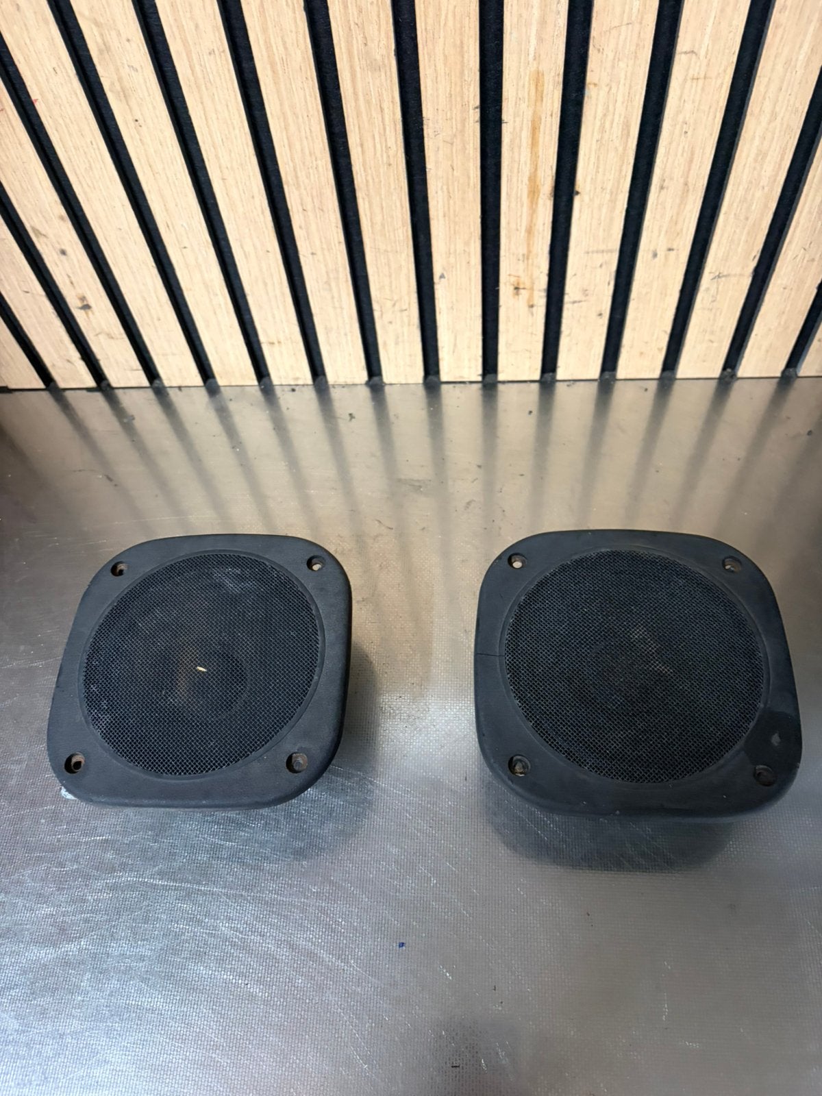 bmw e30 speakers, Ophalen