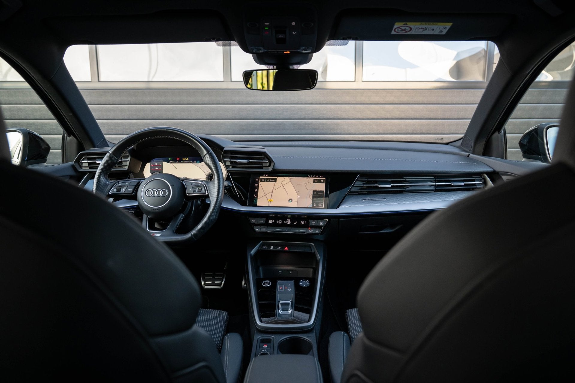 Audi A3 Sportback 45 TFSI e S-Line edition Competition Pano|, Dealer onderhouden, Gebruikt, 4 cilinders, 150 pk