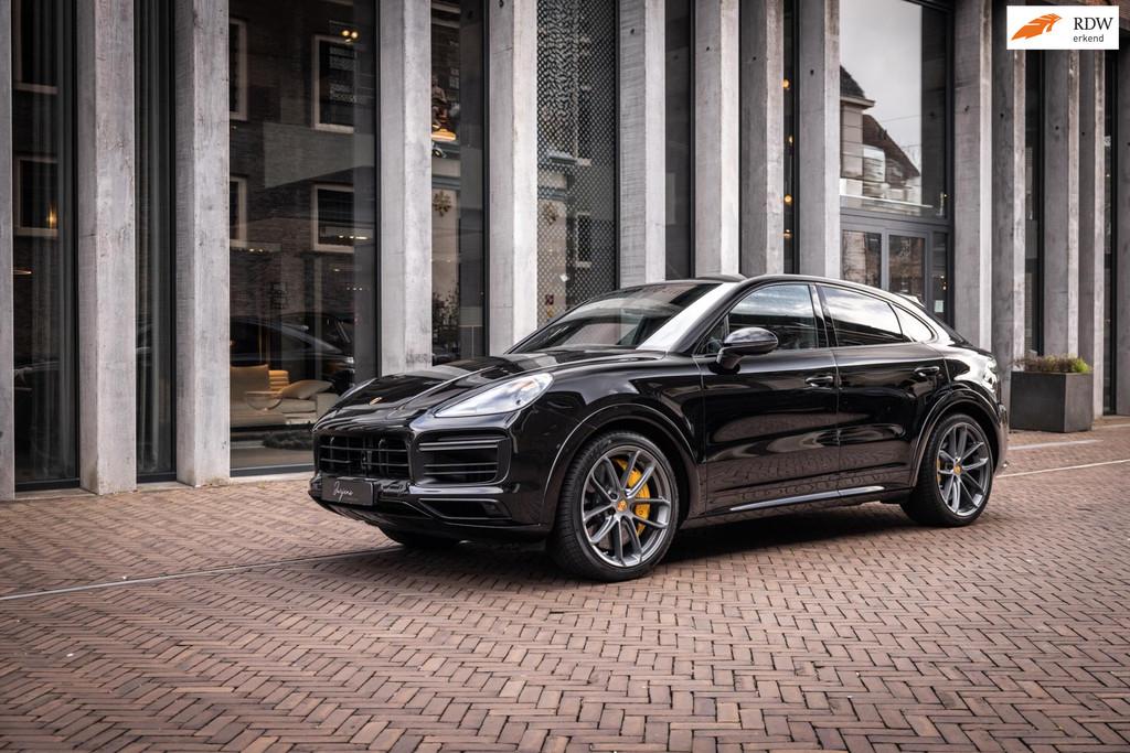 Porsche Cayenne Coupé 4.0 Turbo (550pk) PCCB | Burmester |, Automaat, Cayenne, 2175 kg, Gebruikt