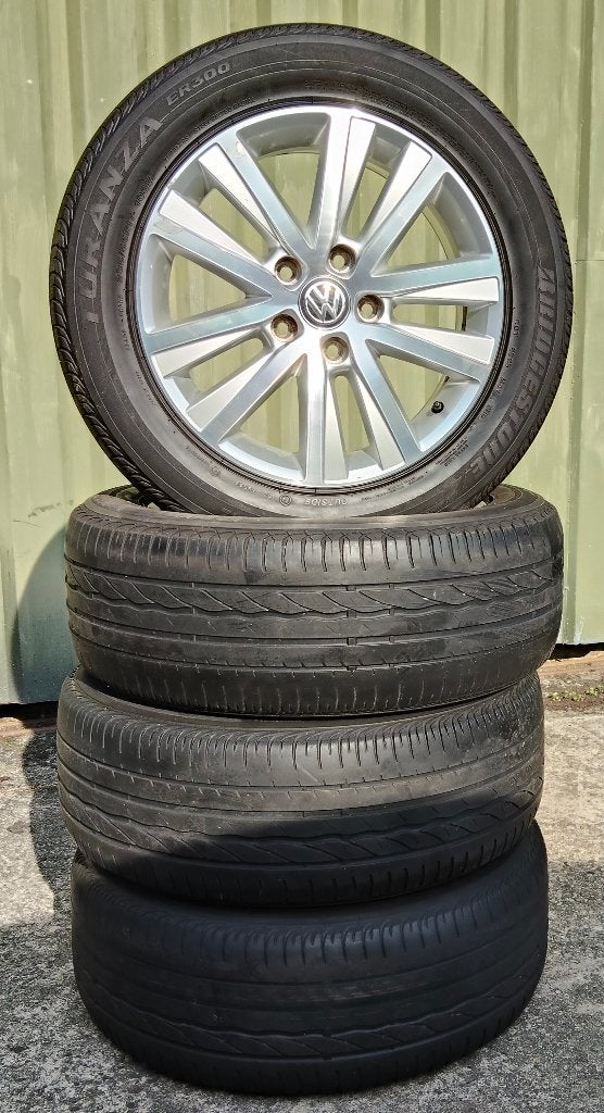 set 17 inch originele VW T5 T6 Transporter Bridgestone, Auto-onderdelen, Banden en Velgen, 17 inch, Ophalen of Verzenden, 235 mm
