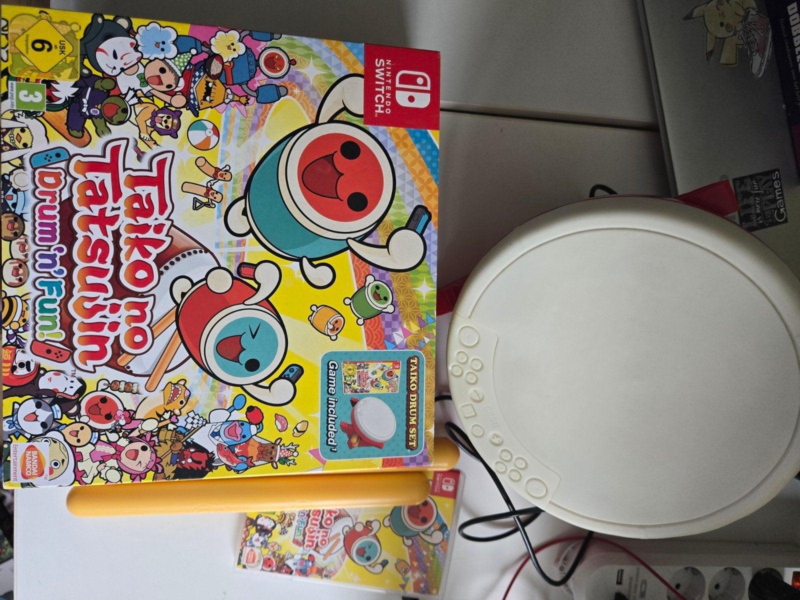 Taiko no Tatsujin Drum 'n' Fun! met drumset voor Switch, Ophalen of Verzenden, Zo goed als nieuw, Switch Original, Met games