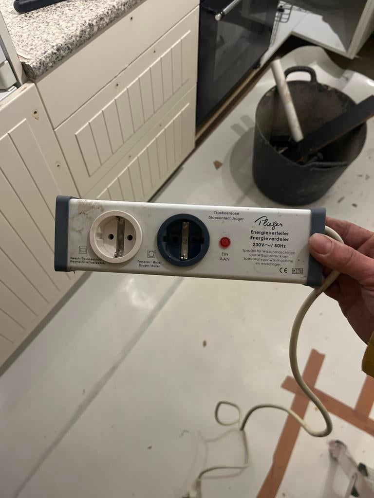 Plieger Energieverdeler voor Wasmachine en Wasdroger, Ophalen of Verzenden, Gebruikt, Overige typen