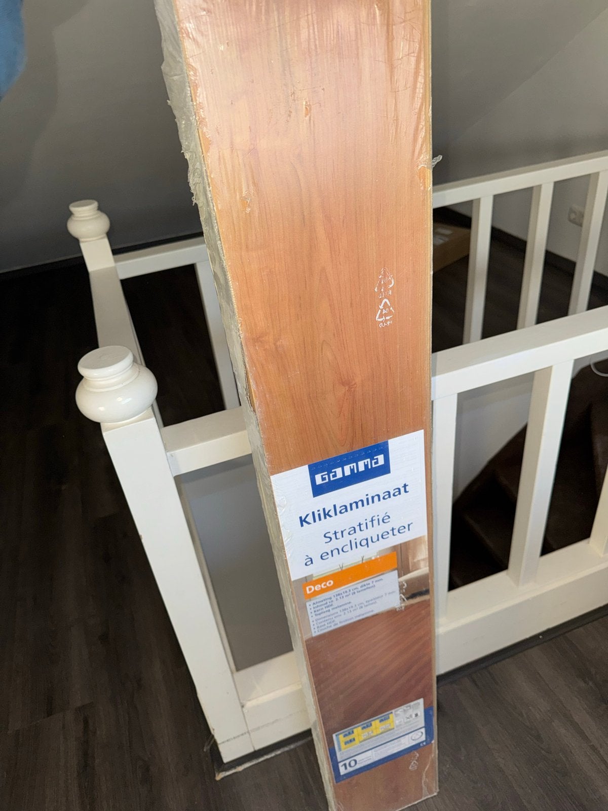 Nieuw laminaat (4 pakken + 5 losse planken), Ophalen, 50 tot 150 cm, Nieuw, 5 tot 10 m²