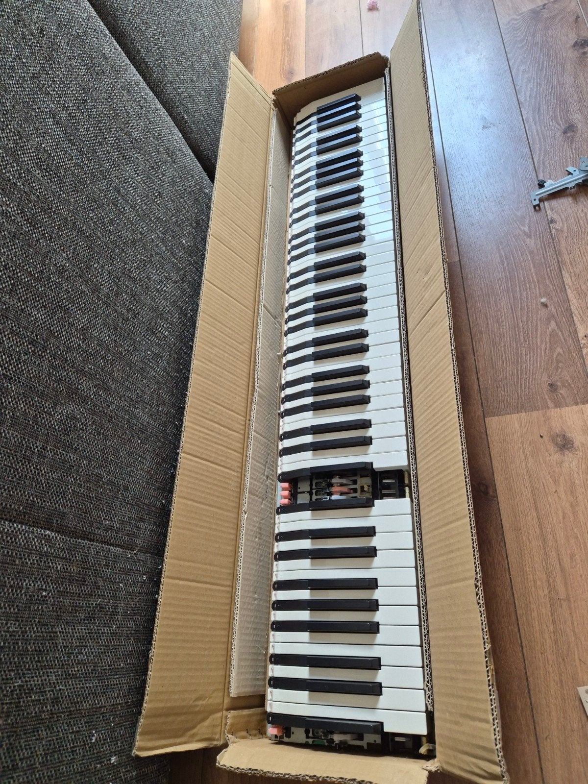 Fatar 88-Toetsen Klavier. Voor Onderdelen., Muziek en Instrumenten, Keyboards, Gebruikt, Overige aantallen, Overige merken, Ophalen of Verzenden