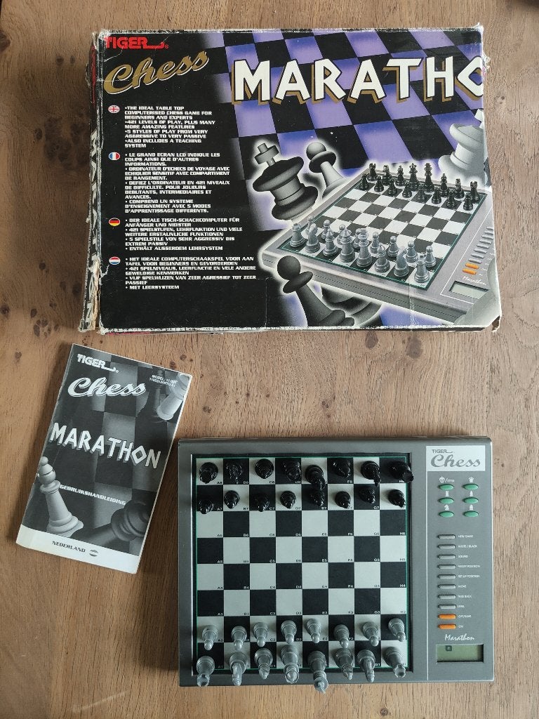 Tiger Chess Marathon 11-003 – Elektronisch schaakspel, Een of twee spelers, Ophalen, Gebruikt, Tiger Electronics